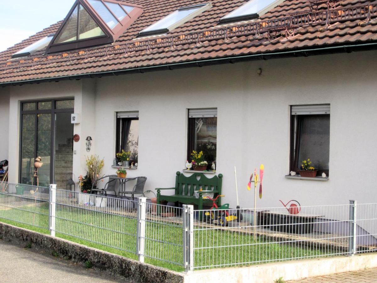 Ferienwohnung Kuepfer Grafenberg  Bagian luar foto